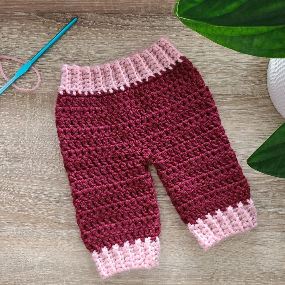 Baby pants, crochet pants, newborn clothes, baby girl joggers, babyshower gift